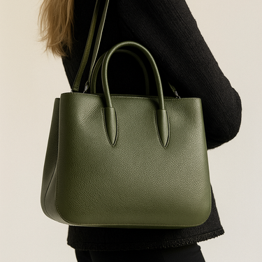 Andare Tote Bag